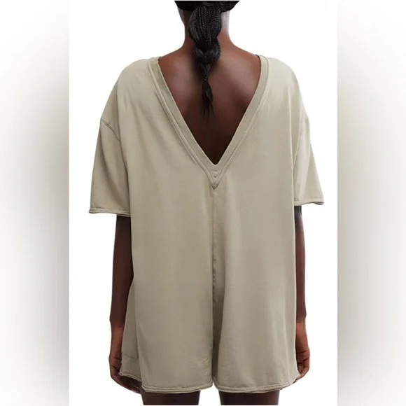 NWT Free People Movement M Hot Shot Tee Romper in Sage Stone Evergreen New - Picture 2 of 8